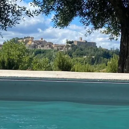 Nel Castello Del Cardaneto شقة