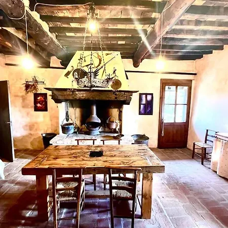 Nel Castello Del Cardaneto Apartment Montone (Umbria)