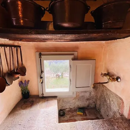شقة Nel Castello Del Cardaneto