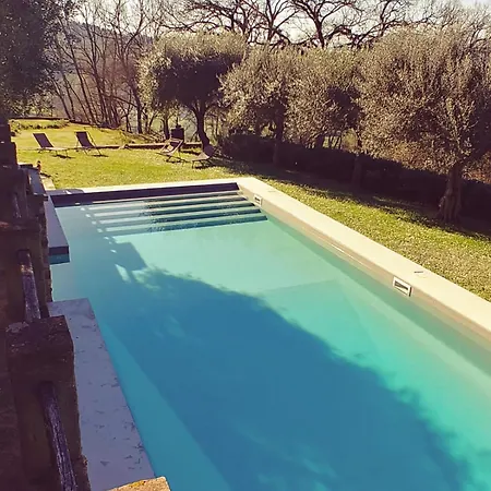 Apartment Nel Castello Del Cardaneto